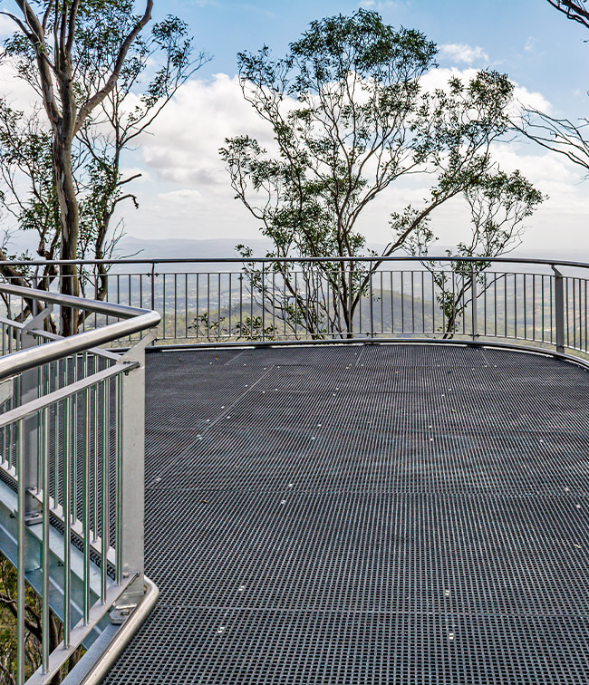 Urban & Play - Tobruk Memorial Lookout