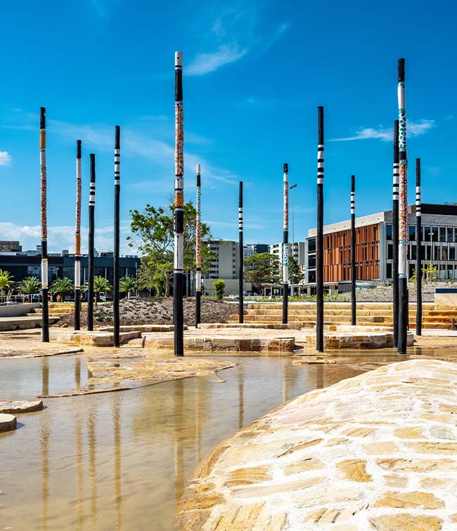 Leagues Club Park - Totem Poles