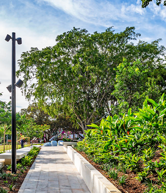 Riverside Green Walkway